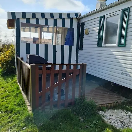 Campsite 36 Camping Les Prairies Du Lac Apremont (Vendee)
